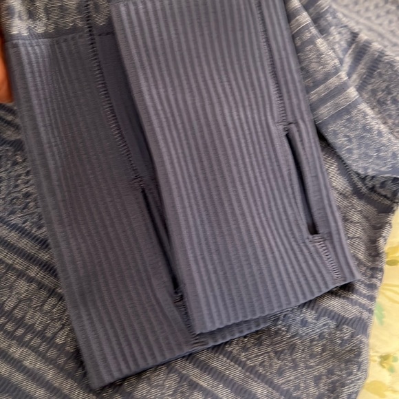 Lululemon Rest Less Hoodie in Gatsby Blue Size 4 - Picture 3 of 9